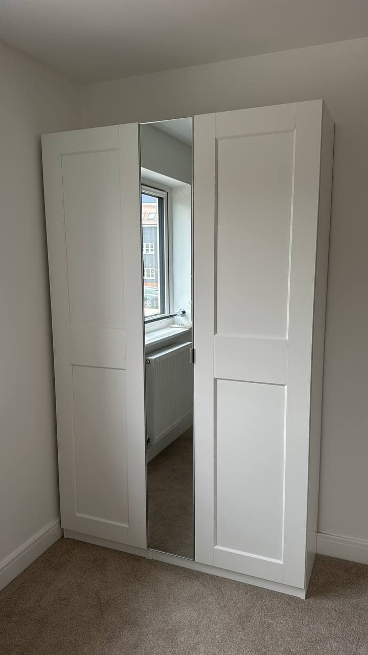 Finished mirror wardrobe installation